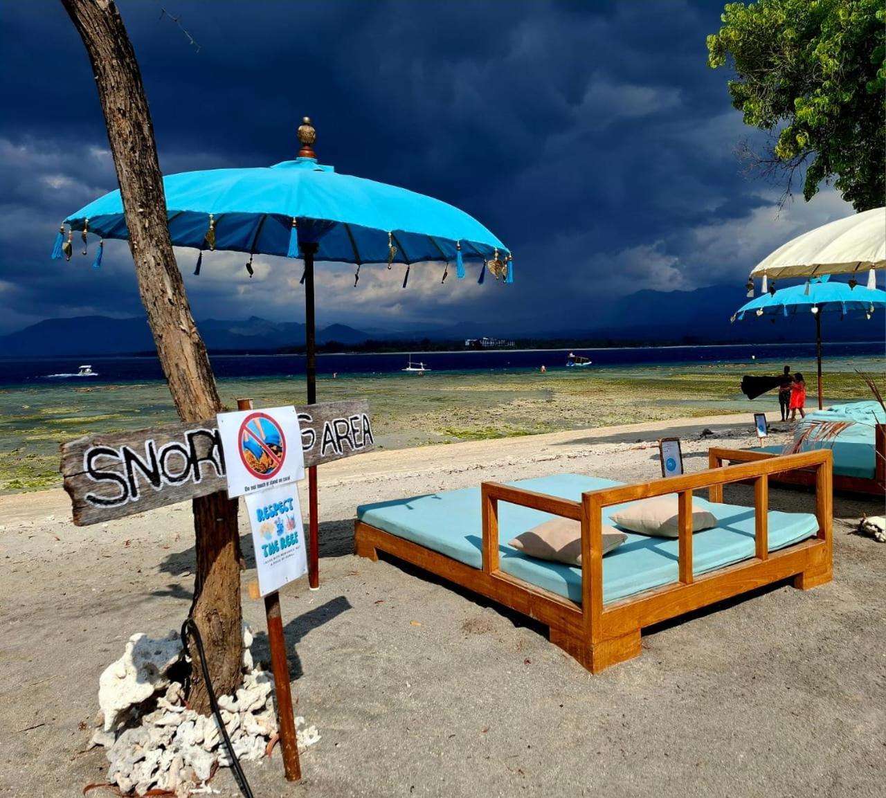 Mandala Beach Healing Rooms Gili Air Esterno foto