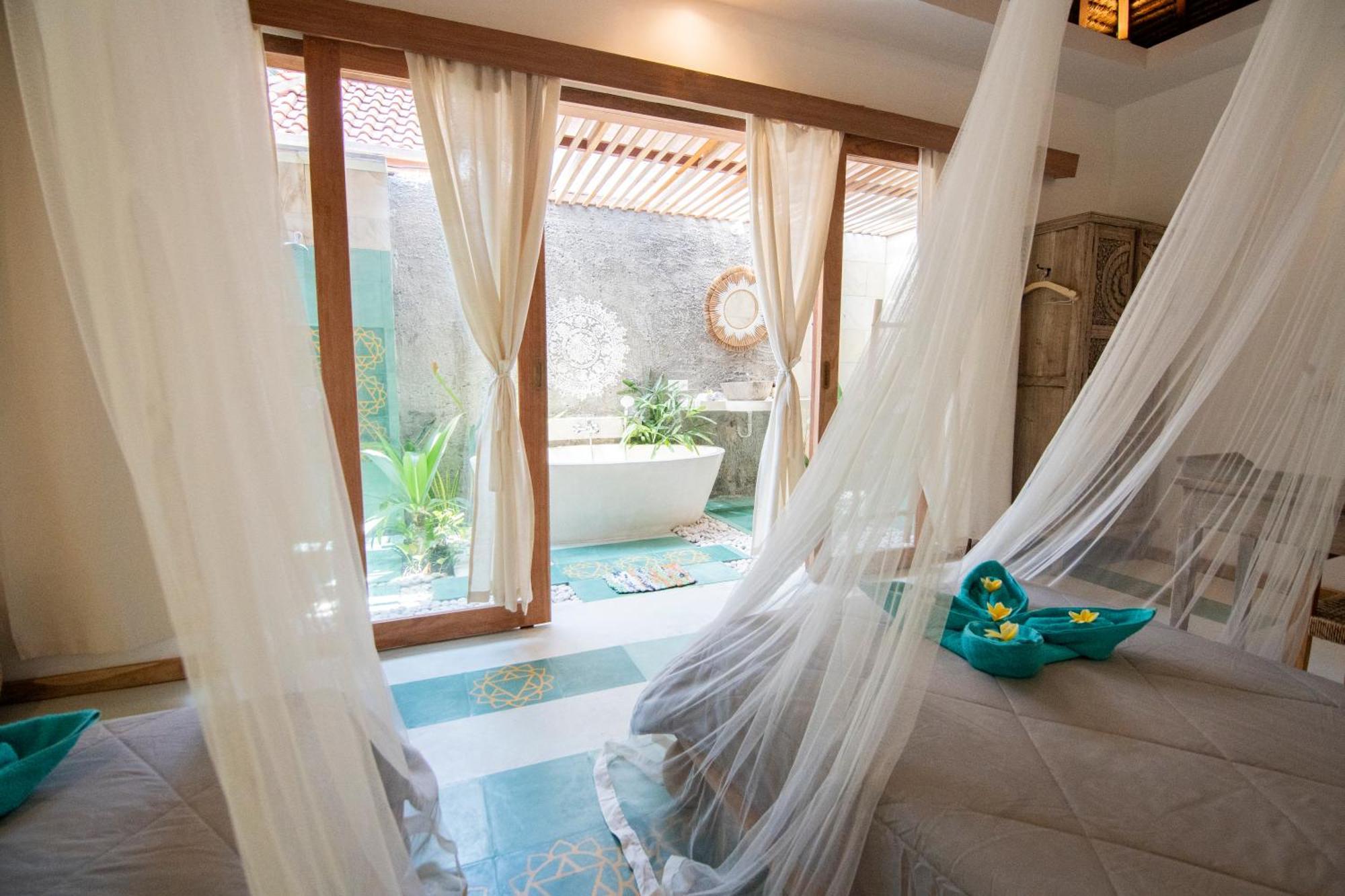 Mandala Beach Healing Rooms Gili Air Esterno foto