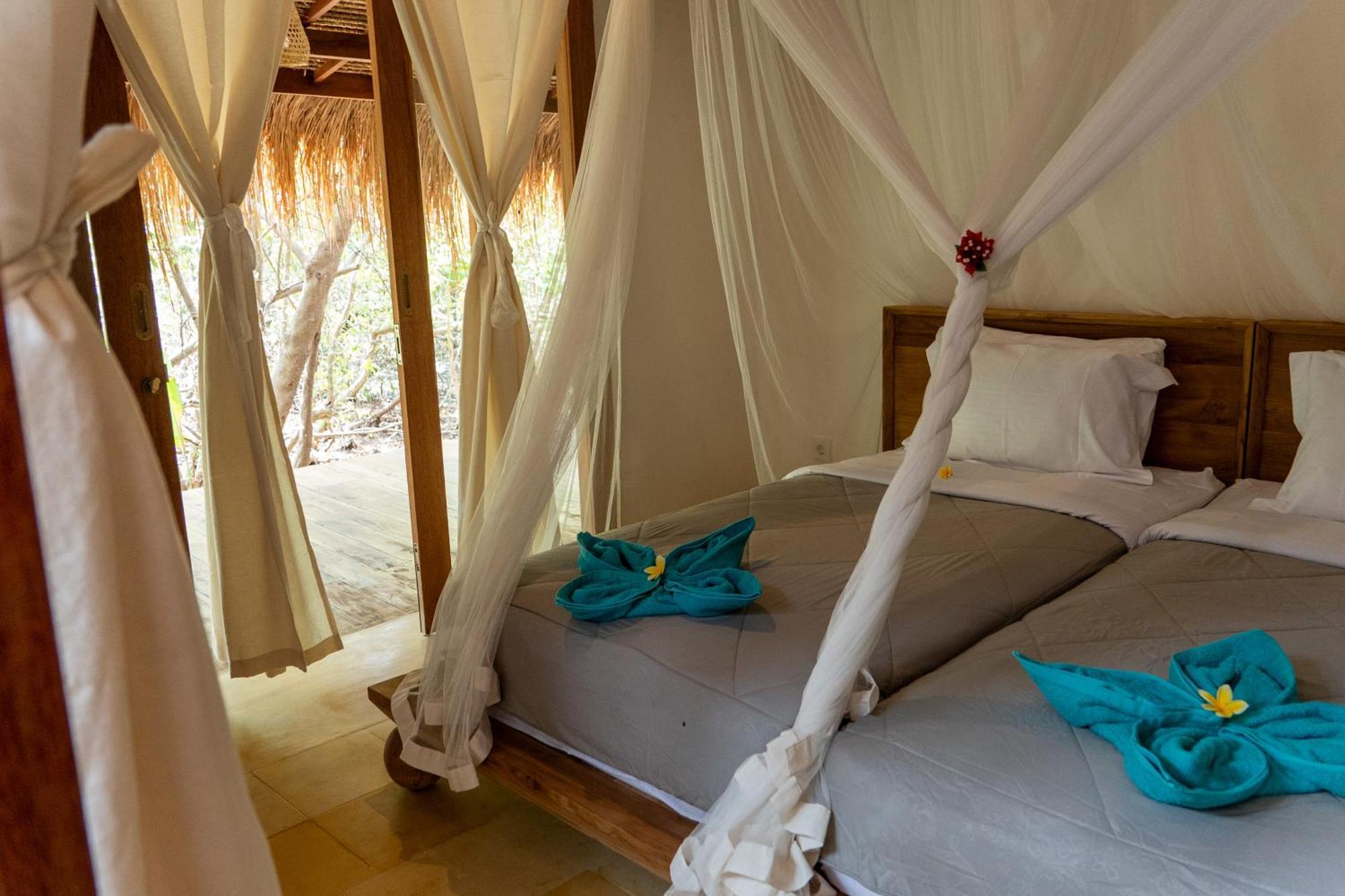 Mandala Beach Healing Rooms Gili Air Esterno foto