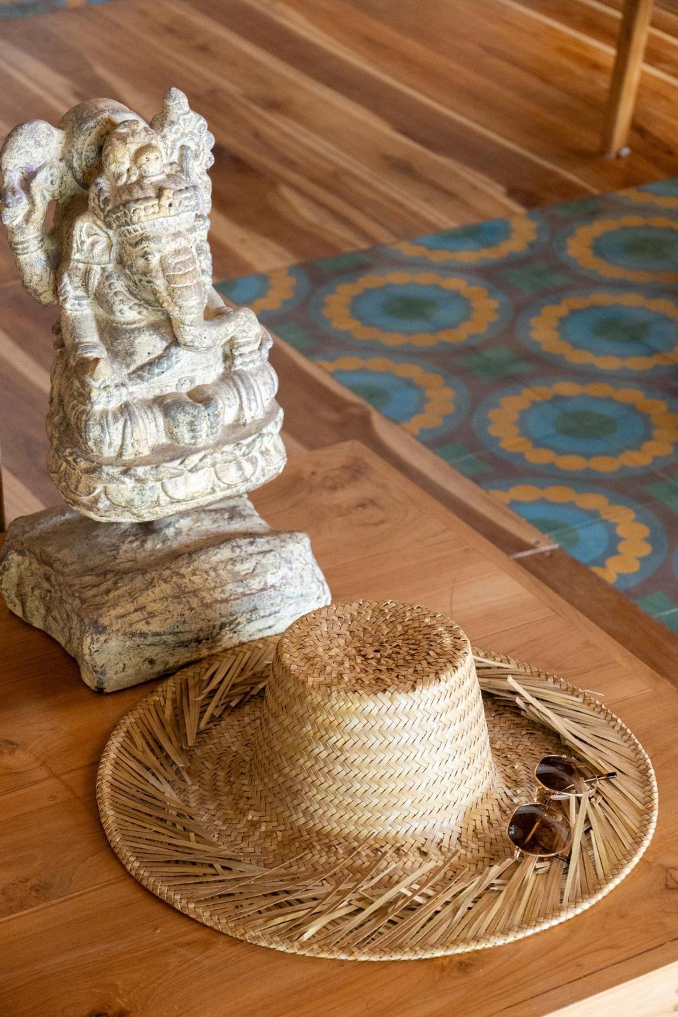 Mandala Beach Healing Rooms Gili Air Esterno foto